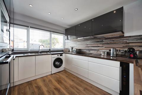 3 bedroom detached house for sale, Culver Drive, Hayling Island, Hampshire, PO11