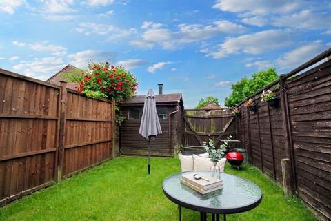 undefined, Aldenham Drive, Uxbridge, UB8