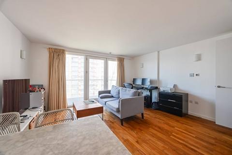 New Providence Wharf, Canary Wharf, London, E14