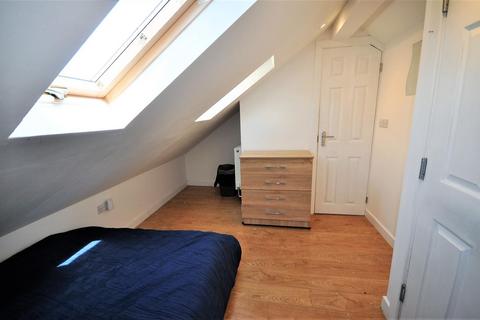 1 bedroom in a house share to rent, 57 Cardiff Road, Watford WD18