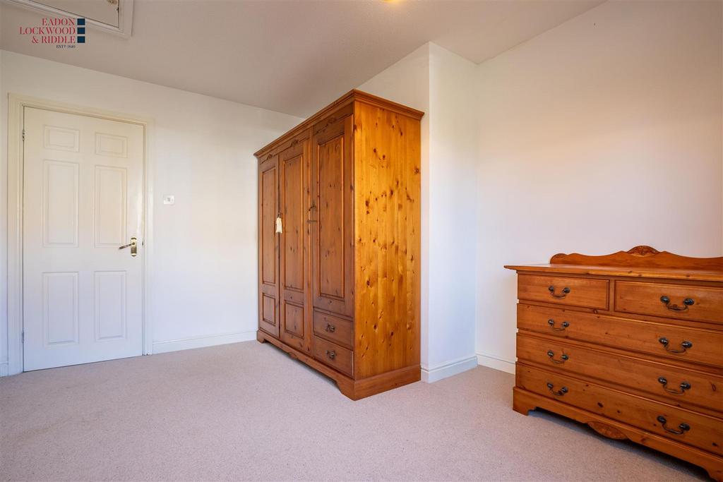 Bedroom 2.2.jpg
