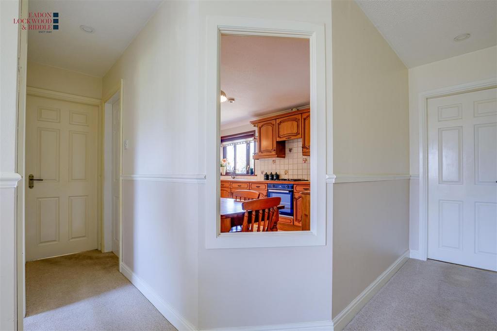 Hallway.jpg