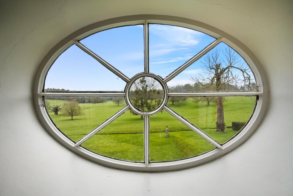 Feature Window