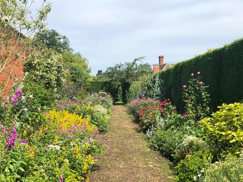 Border Walk