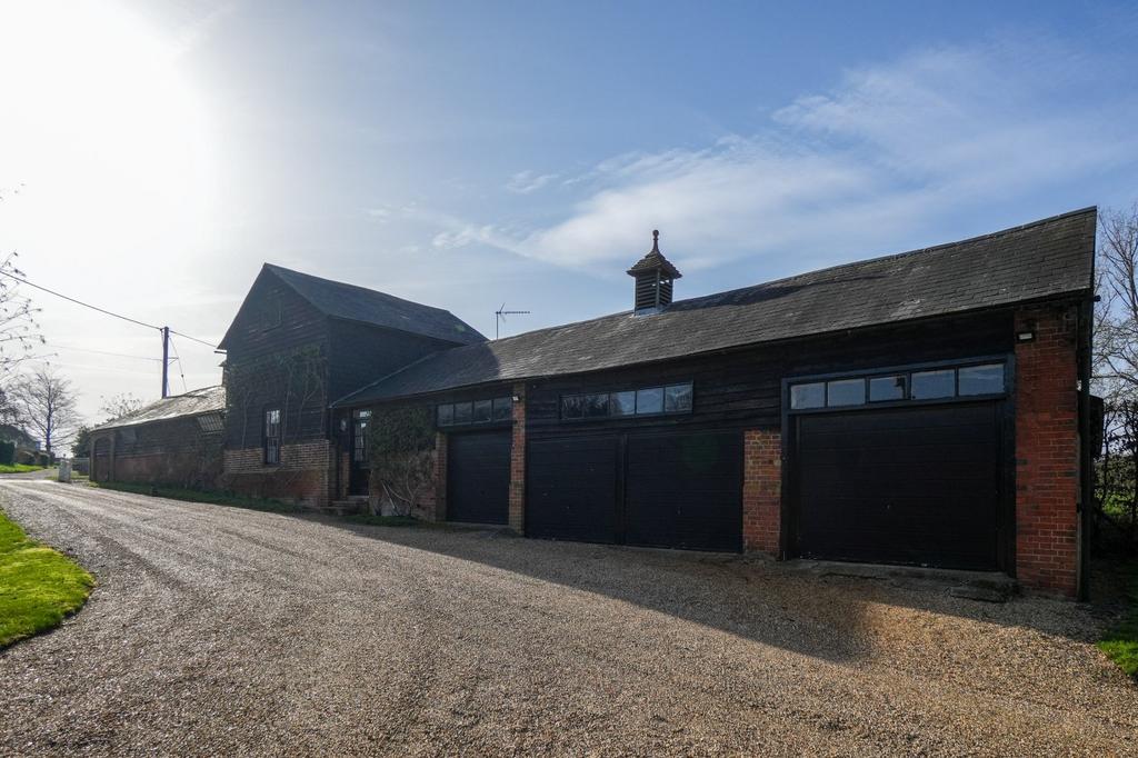 Garage / Barn Annex