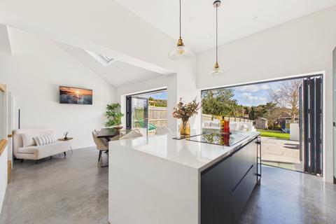 4 bedroom semi-detached house for sale, Walton Gardens, Kent CT19