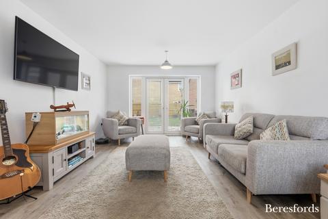 4 bedroom detached house for sale, Swifts Boulevard, Heybridge, CM9