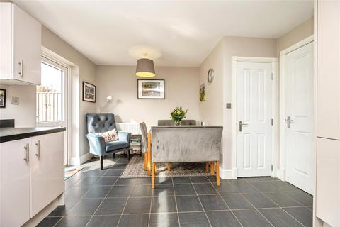 4 bedroom semi-detached house for sale, Kempton Drive, Warwick, Warwickshire, CV34