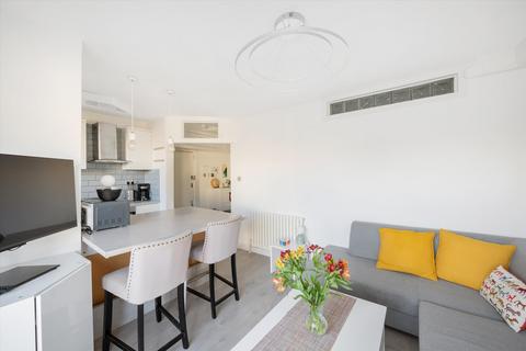 2 bedroom flat for sale, Westbourne Street, London W2