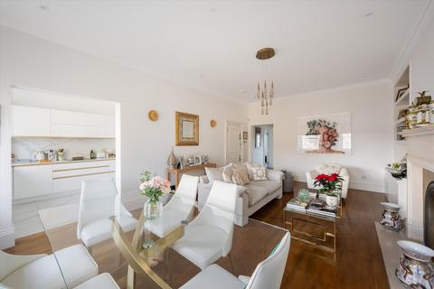 2 bedroom flat for sale, Lancaster Gate, Hyde Park, London, W2