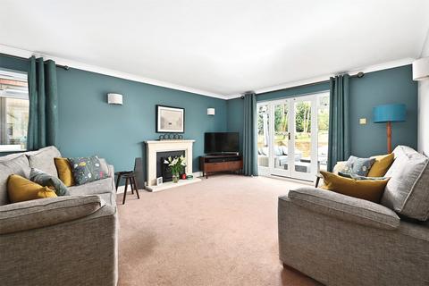 undefined, Vigo Lane, Hampshire GU46