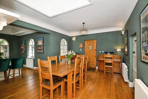 4 bedroom detached house for sale, Church Lane, Doddington ME9