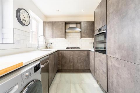 3 bedroom end of terrace house for sale, Cloverfield, West Allotment, Newcastle Upon Tyne
