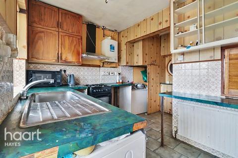 3 bedroom end of terrace house for sale, Fairholme Crescent, Hayes