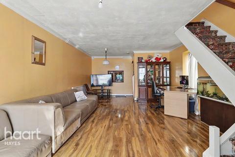 Fairholme Crescent, Hayes