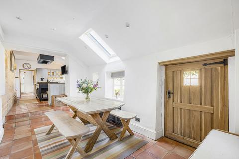 undefined, Gretton, Cheltenham, Gloucestershire GL54 5ES