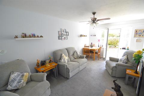undefined, Lucam Lodge, The Garners, Rochford