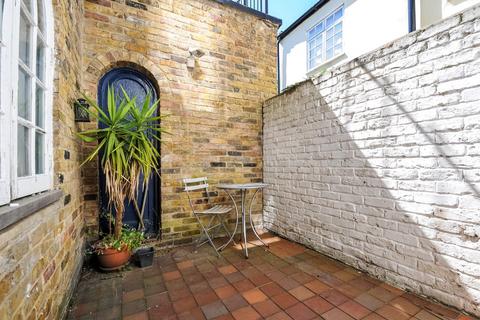 1 bedroom flat to rent, Haldane Road, Fulham, London, SW6
