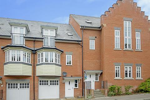 undefined, Greensleeves Drive, Brentwood