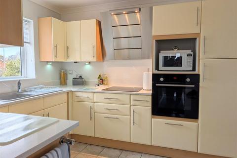4 bedroom detached house for sale, 3 Newtown Gardens, Newtown, Baschurch, Shrewsbury, SY4 2HF