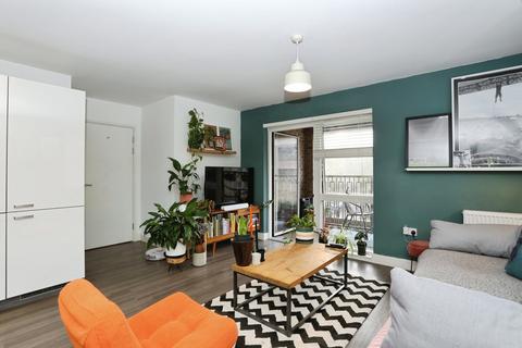 undefined, Adenmore Road, LONDON, London, SE6