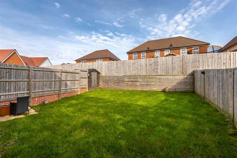 3 bedroom semi-detached house for sale, Littlemead Close, Angmering
