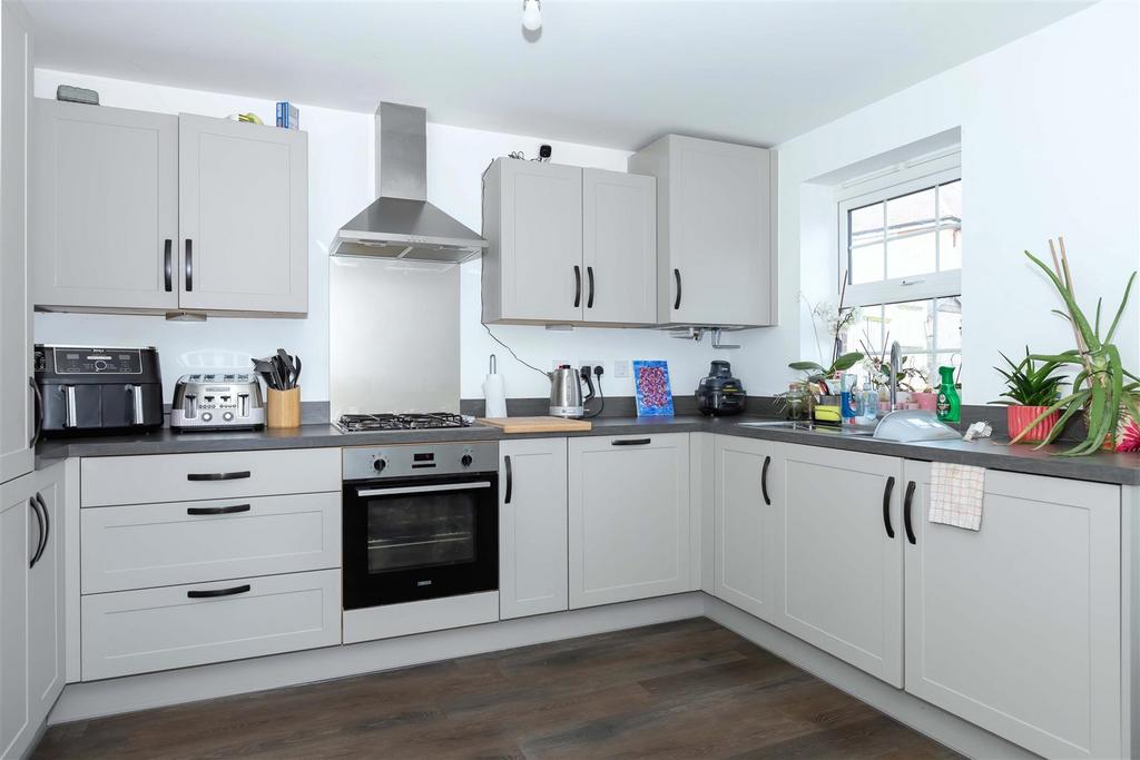 Littlemead Close 2.jpg