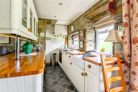 2 bedroom terraced house for sale, Allerton Upper Green, Allerton, Bradford, West Yorkshire, BD15