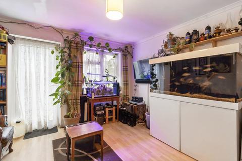 2 bedroom cottage for sale, High Street, Uxbridge UB8