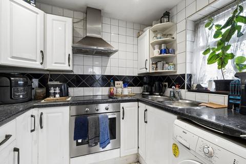 2 bedroom cottage for sale, High Street, Uxbridge UB8