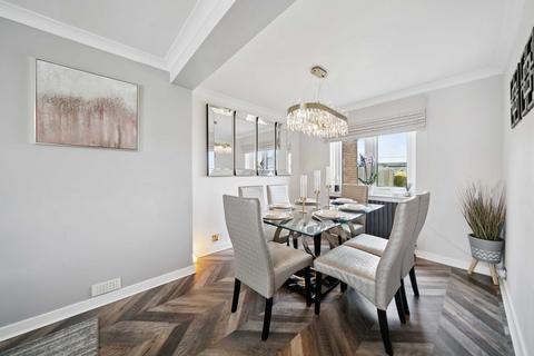 3 bedroom end of terrace house for sale, Oliphant Crescent, Busby, G76