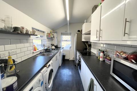 1 bedroom in a house share to rent, Park Hill Road, Harborne, BIRMINGHAM