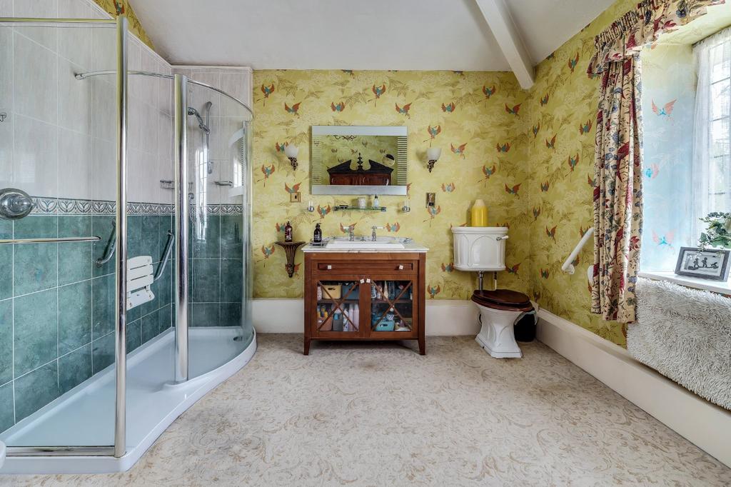 Ensuite