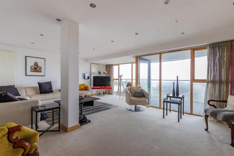 undefined, Whitcliffe Drive, Penarth CF64