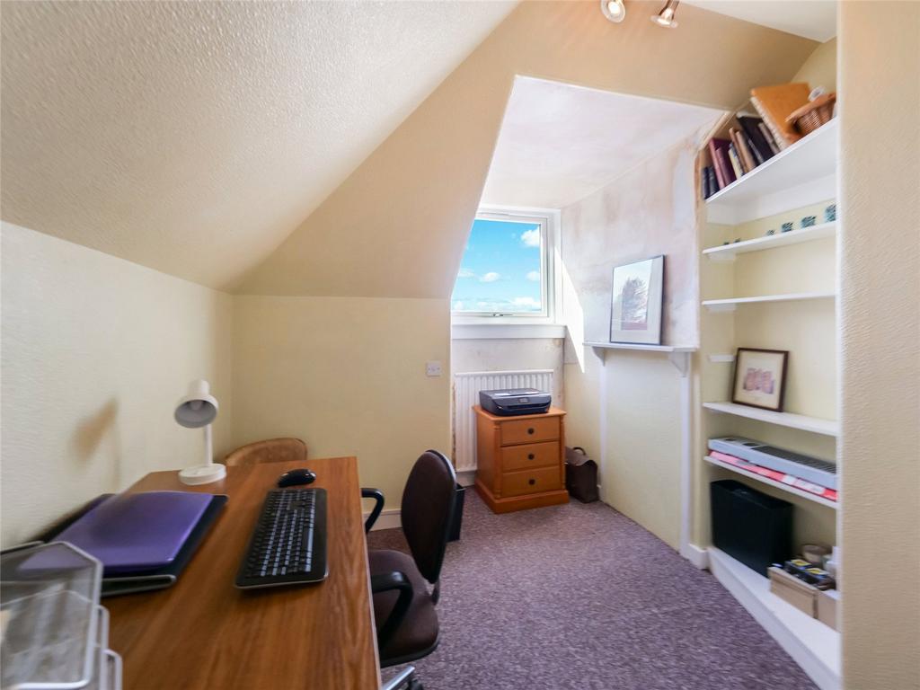 Bedroom 4/Office