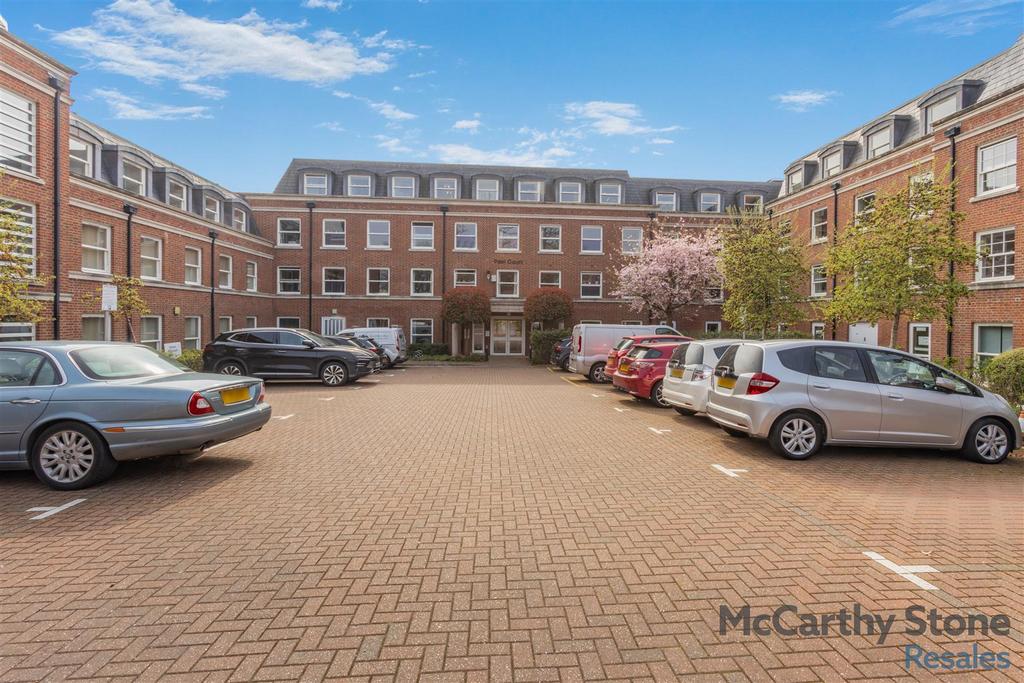 Driveway view, off-street parking