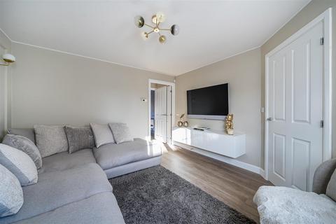 3 bedroom semi-detached house for sale, Axminster Drive, Stourport-On-Severn