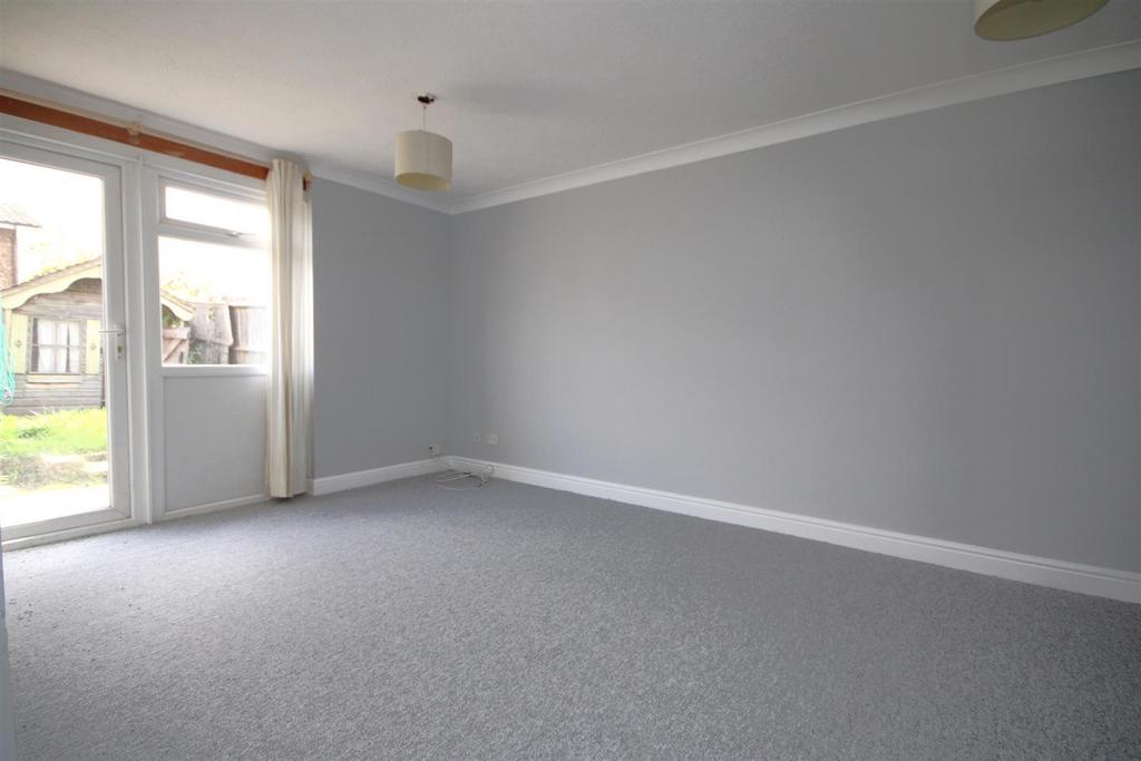 Lounge.JPG