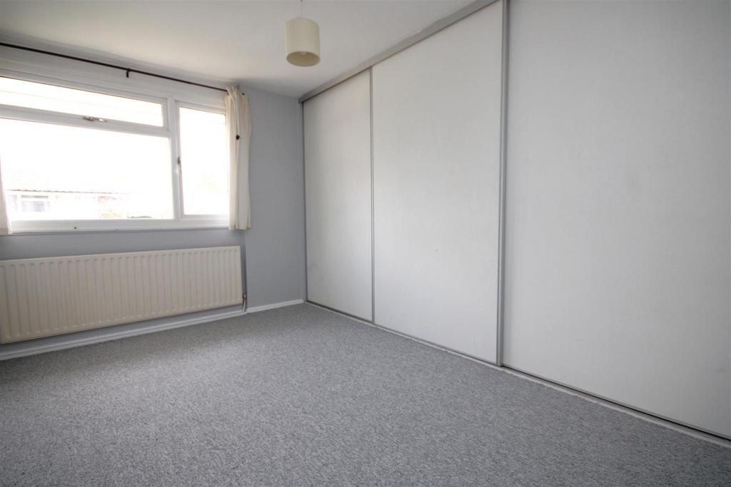 Bedroom 1.JPG