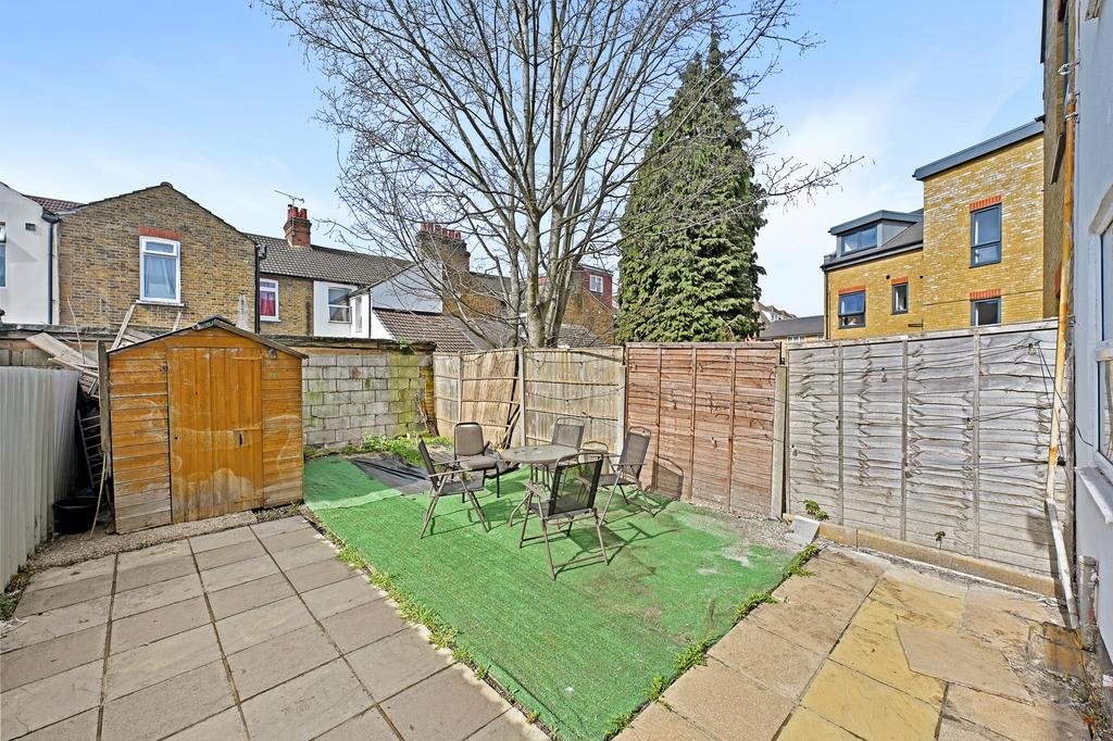 CS - 51 Francis Road - Garden3 (1)