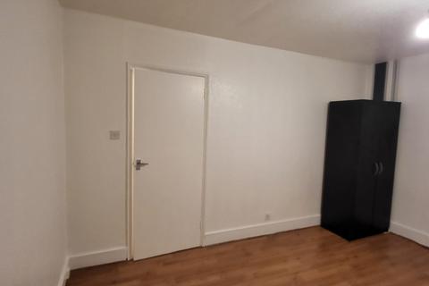 undefined, Clarence Street, Southall, UB2