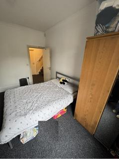 5 bedroom terraced house to rent, Beeston Road, Nottingham NG7