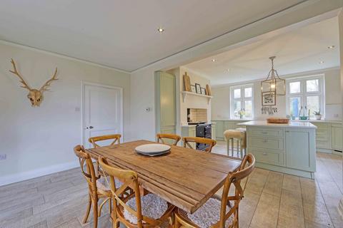 5 bedroom detached house for sale, Winter Hill Road, Maidenhead, SL6