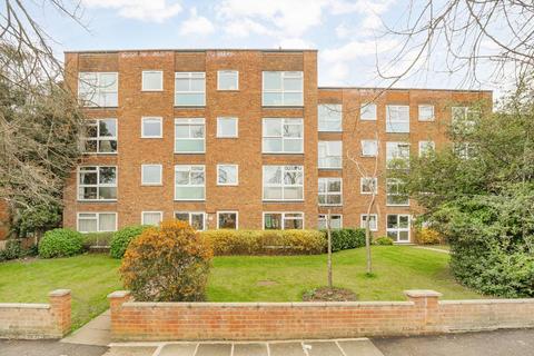 2 bedroom flat for sale, Waldegrave Park, Twickenham TW1