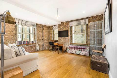 undefined, Old Castle Street, London E1