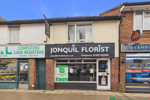Retail property (high street) to rent, 56 West St Dunstable LU6 1TA
