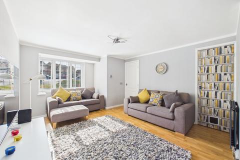 3 bedroom detached house for sale, Greenford Close, Nuthall, Nottingham