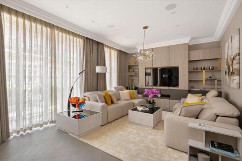 6 bedroom terraced house for sale, Gloucester Square, Hyde Park, London, W2