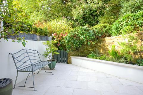 2 bedroom flat for sale, South Hill Park, Hampstead Heath NW3