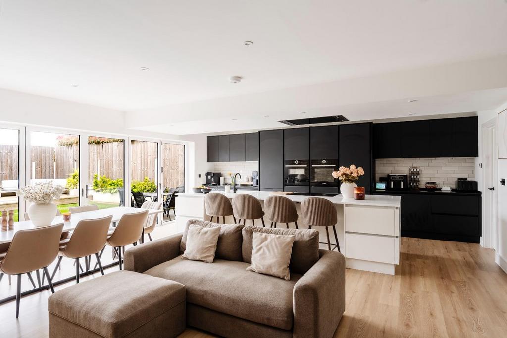 Kitchen/Dining/Reception